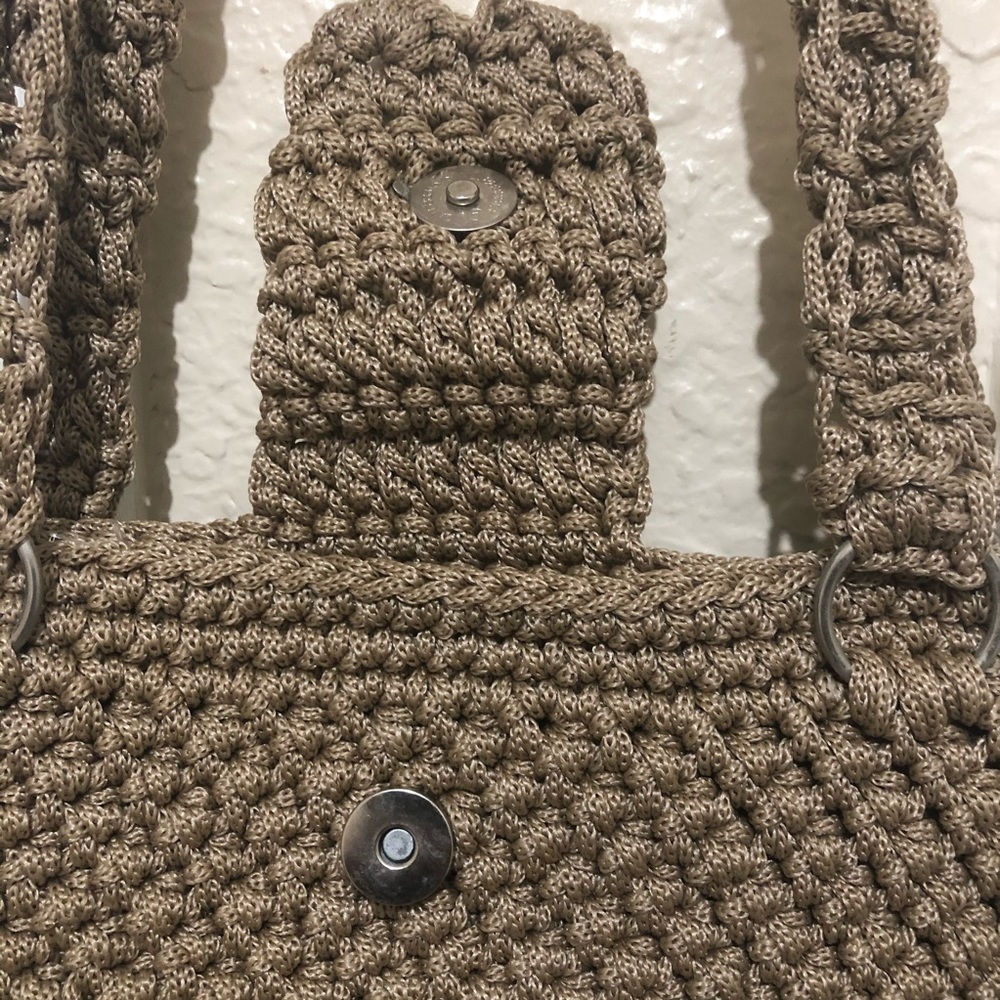 Knit Crossbody/Shoulder Tan Magnet Button Handbag - Picture 6 of 8